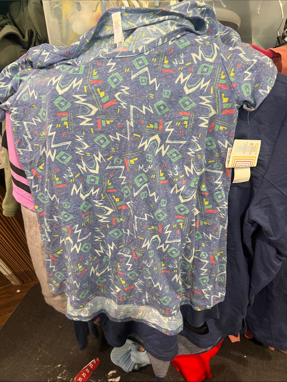 LuLaRoe Blue Geometric Short Sleeve Tee